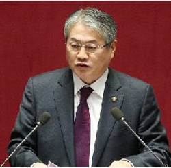 "우선판매 품목허가 금지- 등재의약품 관리원 설치"