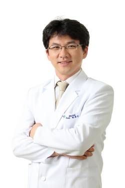부산대병원 하홍구 교수 전립선암 로봇·복강경 수술 1천례 달성