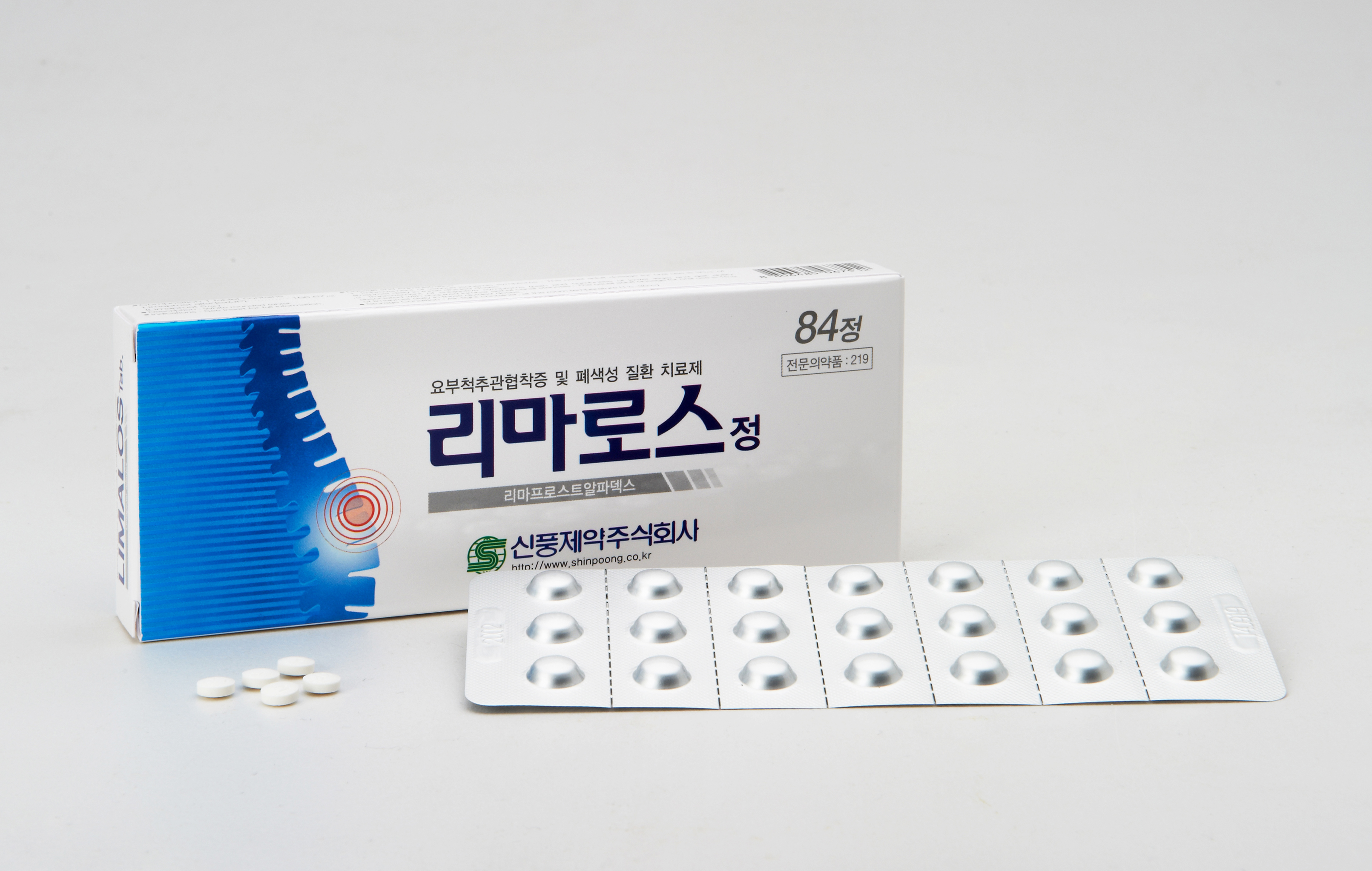 식약청으로부터 허가를 받은 리마로스정...리마로스정은 폐색성혈전혈관염(버거병)에 의한 궤양, 동통, 냉감 등의 허혈성 증상의 개선 및 후천성 요부척추관협착증(SLR시험에서 정상이고, 양측성의 간헐파행을 보이는 환자)에 의한 자각증상(하지동통, 하지저림) 및 보행능력의 개선으로 식약청으로부터 허가를 받았다.