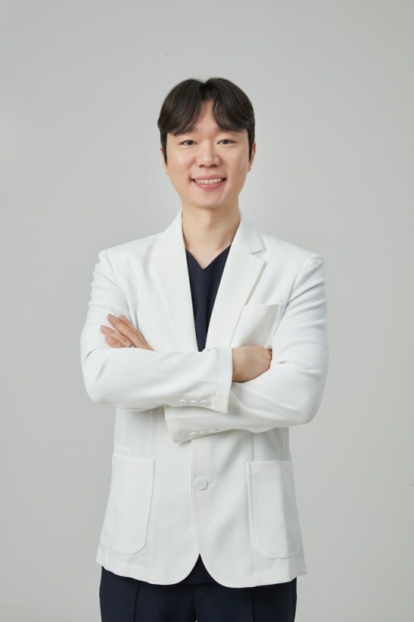 라움스마일안과 '스마트노바' 도입… 개인 맞춤 시력교정 정밀도 강화