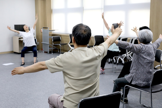 일산백병원, 파킨슨병 환우 위한 '댄싱파킨슨' 프로그램 시범 운영