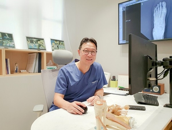 "무릎 잠김·부종 반복된다면 반월상연골판 파열 확인해야"