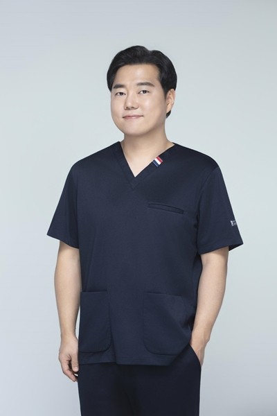 가을 예식 앞둔 가슴성형, 시기보다 회복 계획이 먼저