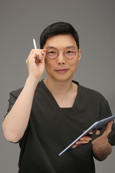신사김동하피부과의원 확장이전… "축적된 임상 경험 바탕으로 진료 확장"